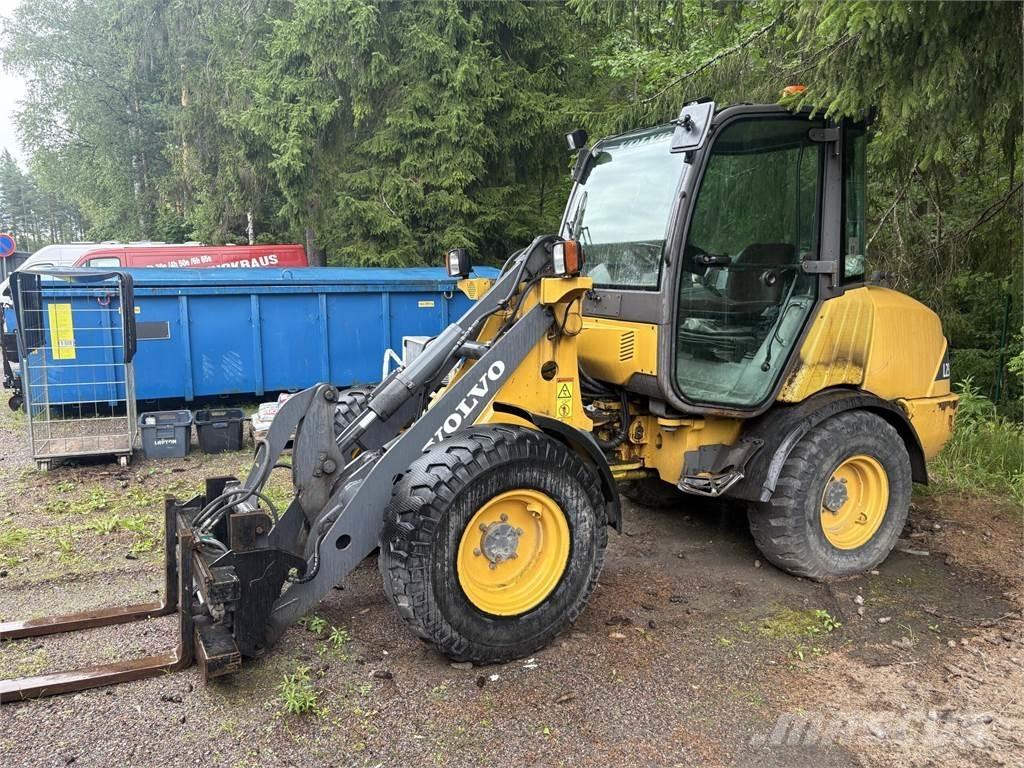 Volvo L 25 B Фронтальные погрузчики
