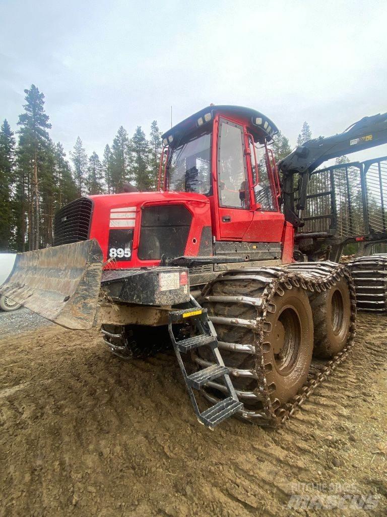 Komatsu 895 Форвардеры