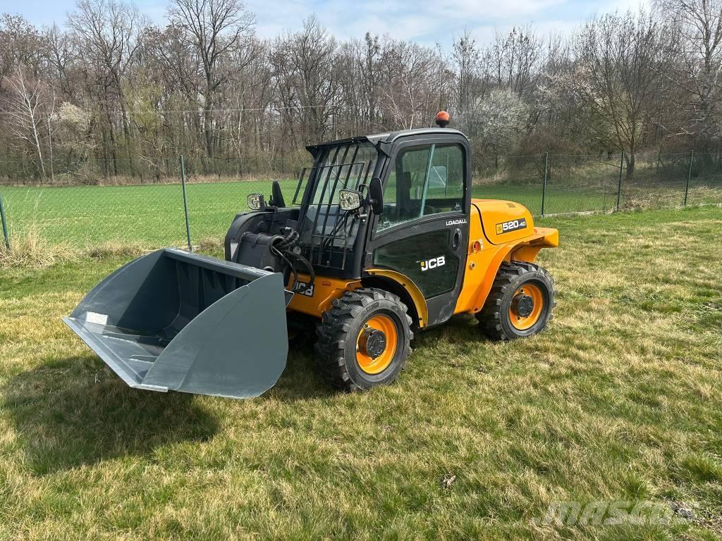 JCB 520-40 Телескопические погрузчики