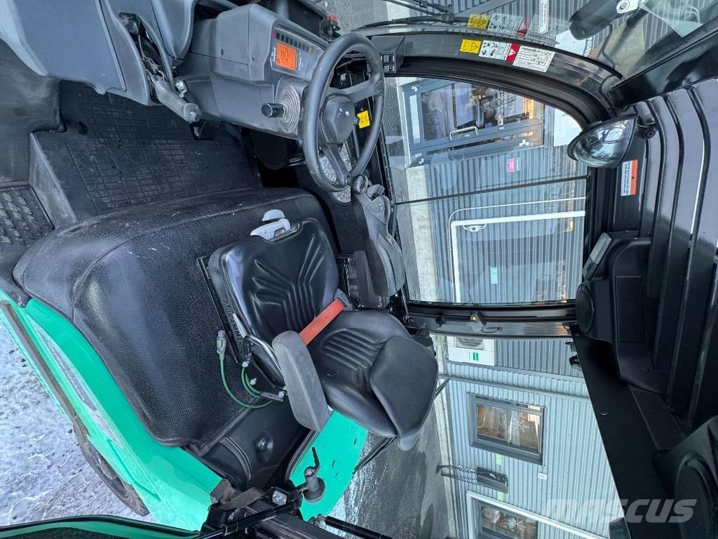 Mitsubishi FD25N3 Дизельные погрузчики