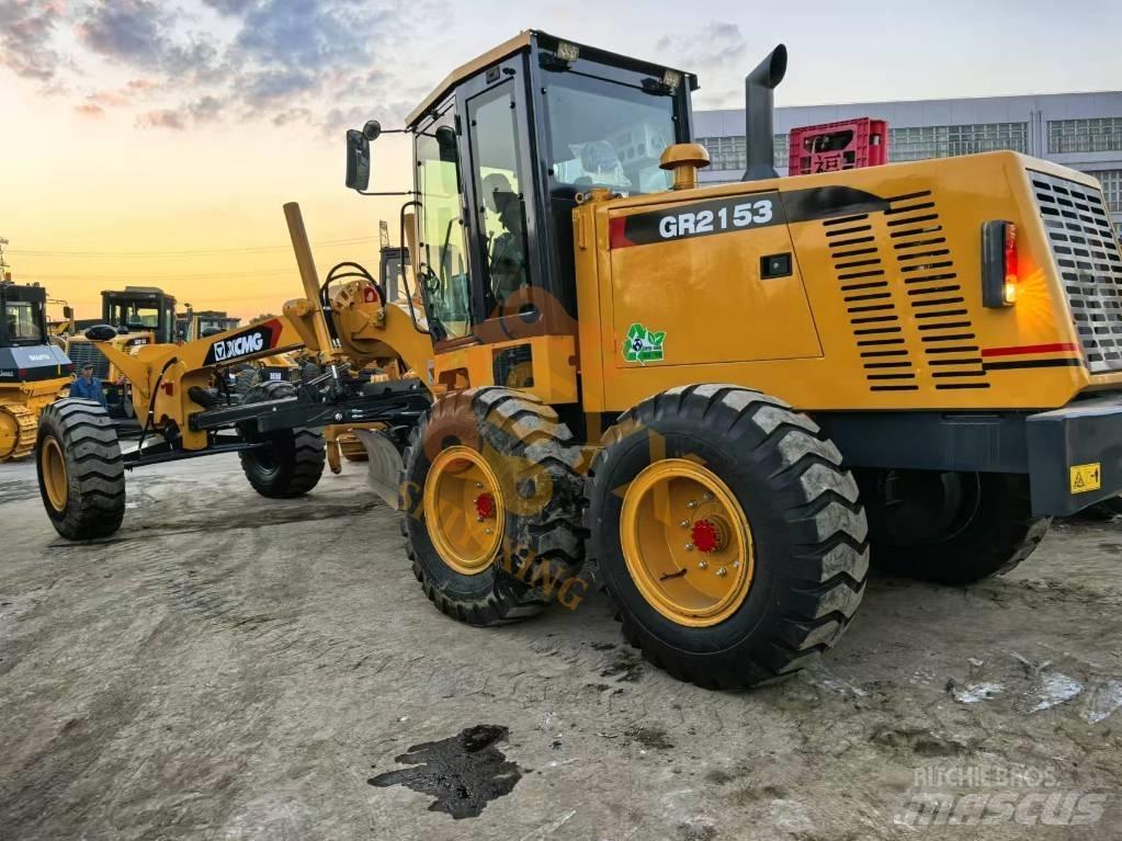 XCMG GR 2153 Грейдеры