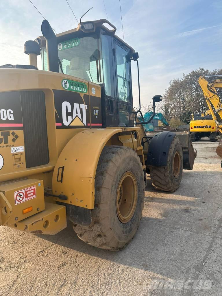 CAT 930 G Фронтальные погрузчики