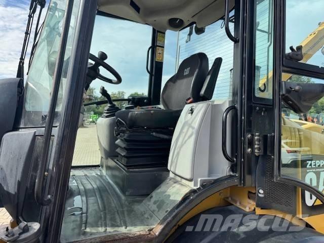 CAT 908 H Фронтальные погрузчики