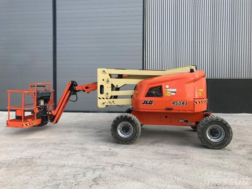 JLG 450 AJ Коленчатые подъемники