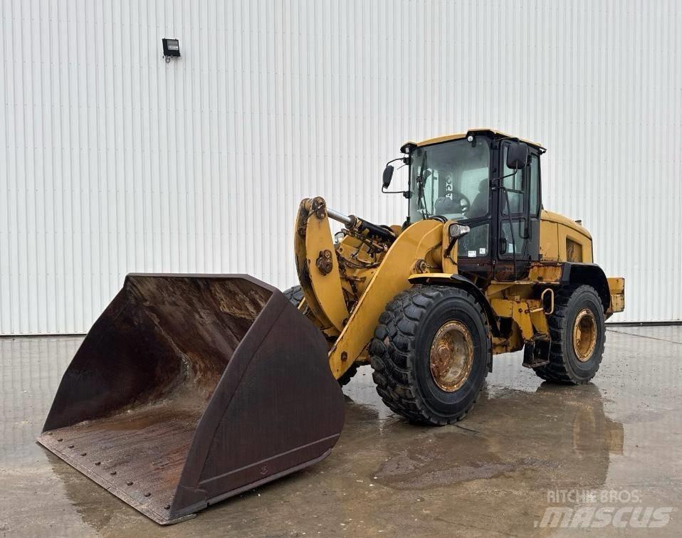 CAT 938 K Фронтальные погрузчики