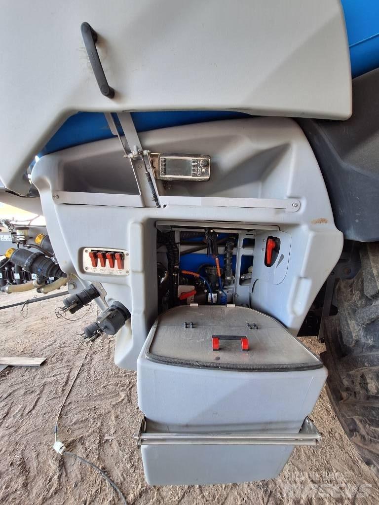Lemken Vega 12/4000 Прицепные опрыскиватели