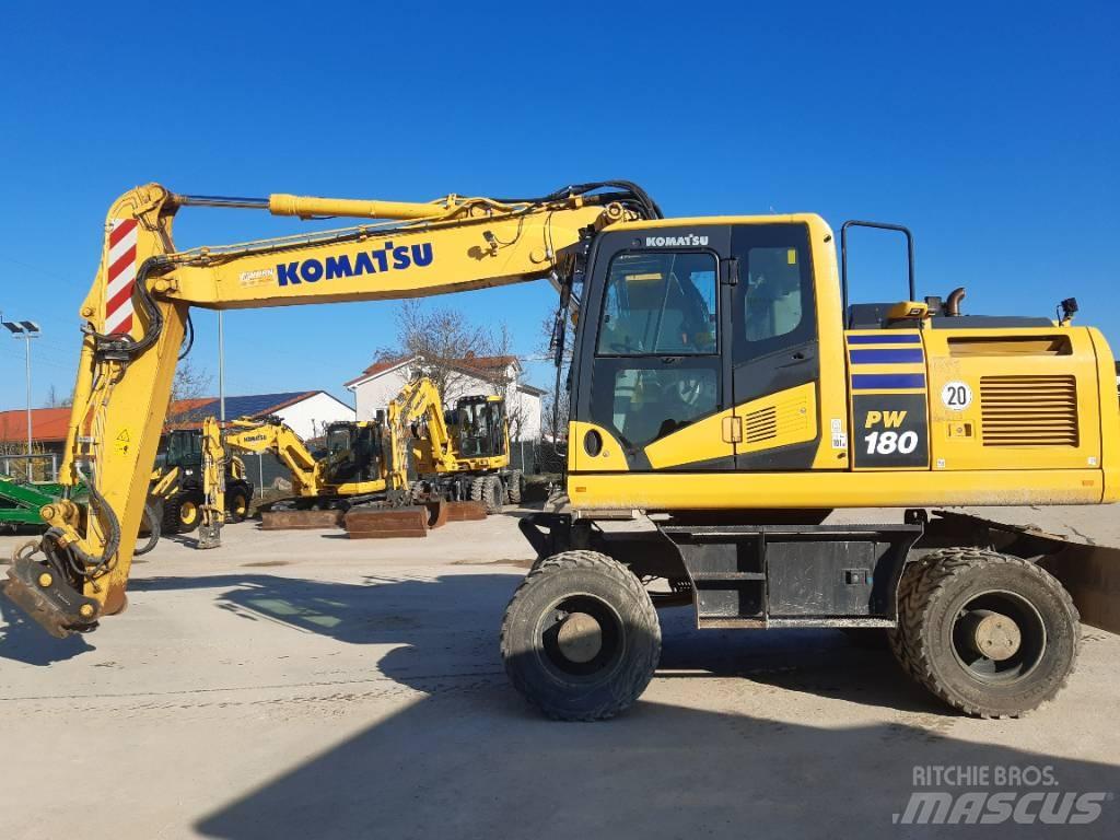 Komatsu PW180-11 Колёсные экскаваторы