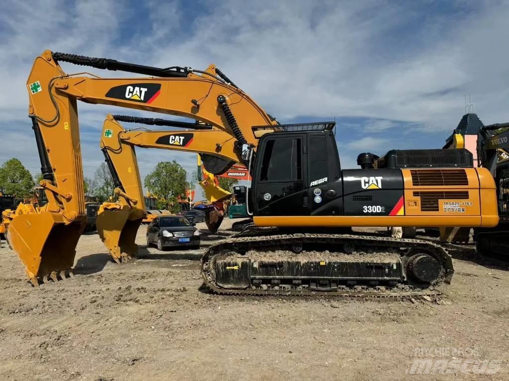 CAT 330 D2 Малые экскаваторы 7т-12т