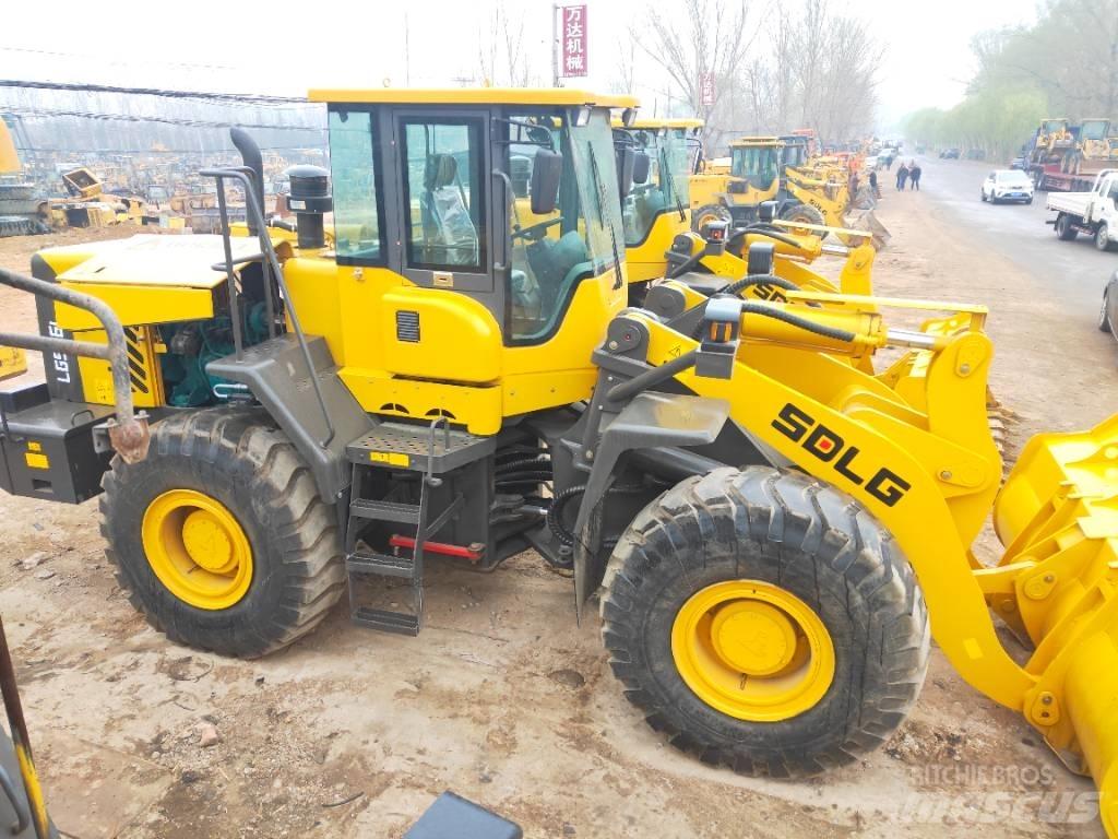 SDLG 956L Фронтальные погрузчики