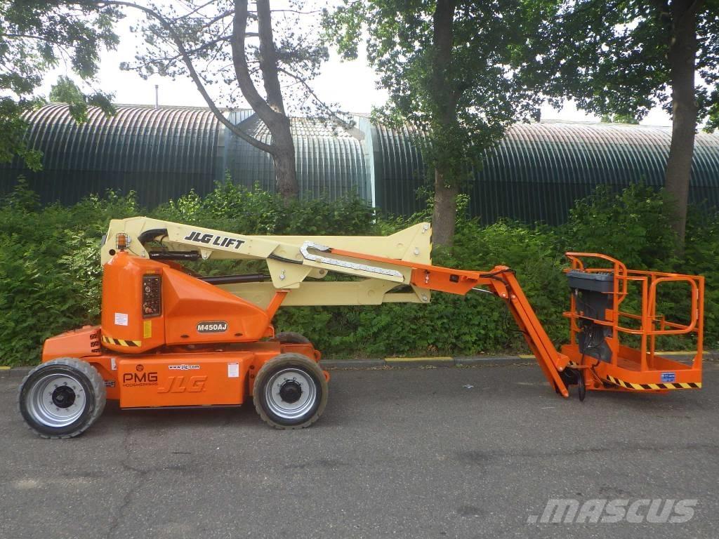 JLG M450AJ Коленчатые подъемники