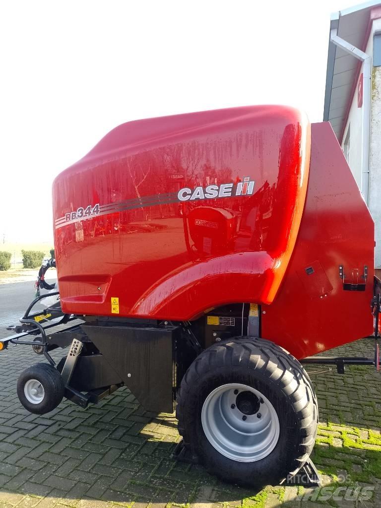 Case IH RB 344 Рулонные пресс-подборщики