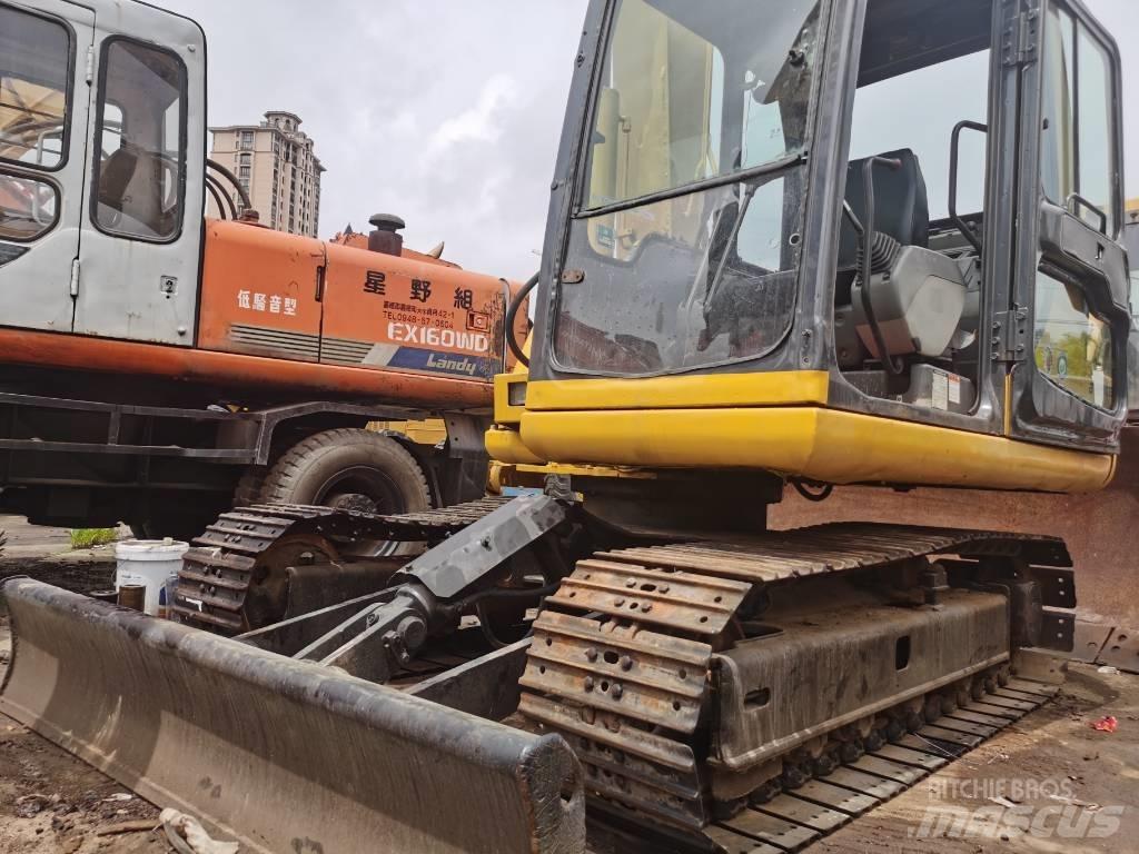 Komatsu PC60-7 Гусеничные экскаваторы