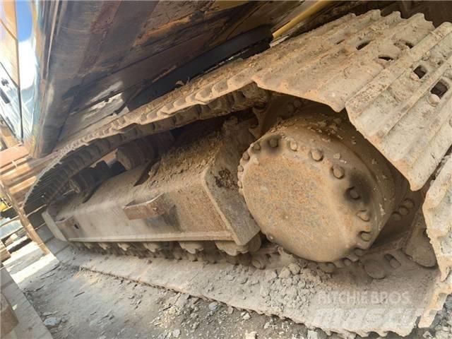Hyundai R215-7 Гусеничные экскаваторы