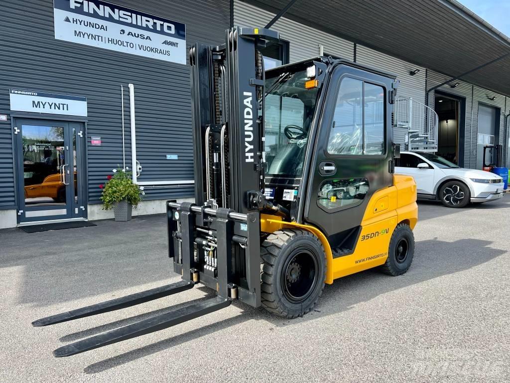 Hyundai 35DN-9V Дизельные погрузчики