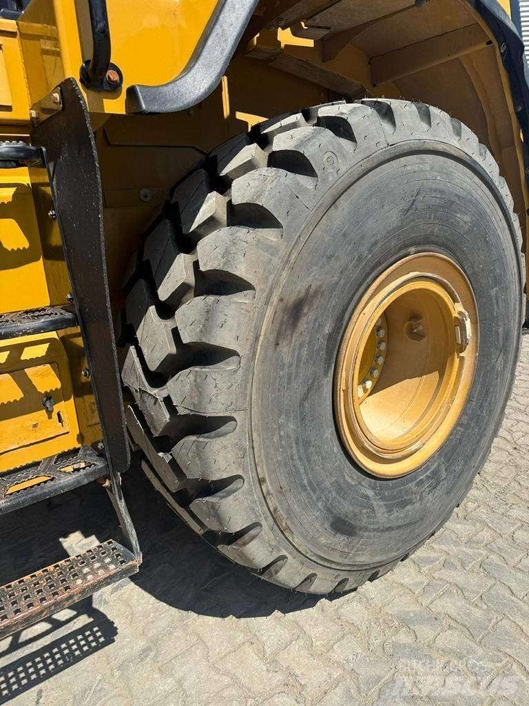 CAT 966 K Фронтальные погрузчики