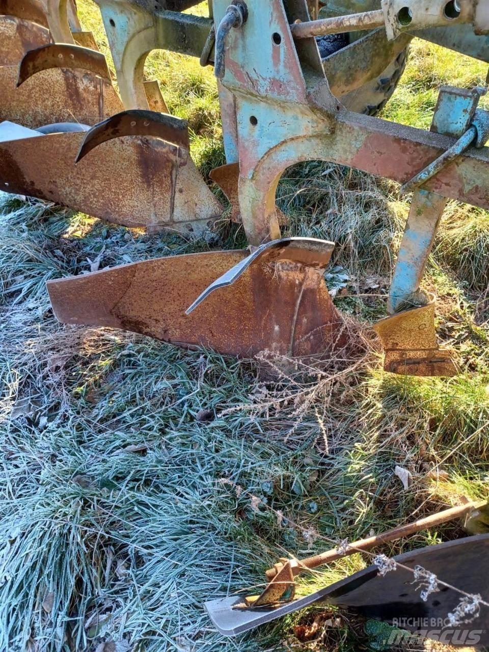 Fortschritt B550 Обычные плуги