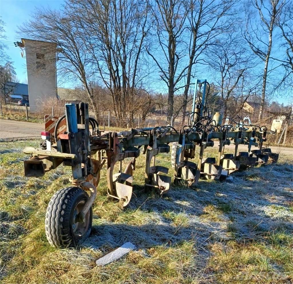 Fortschritt B550 Обычные плуги