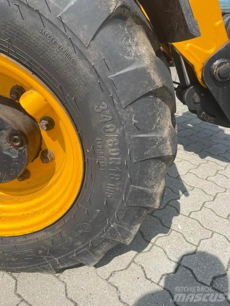 JCB 525.60 Телескопические погрузчики