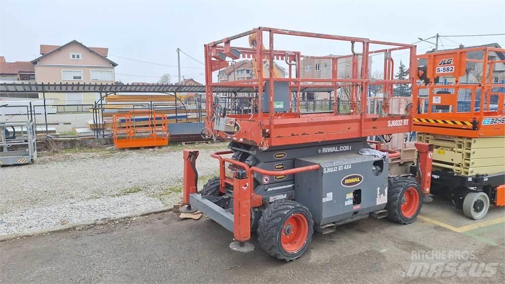 SkyJack SJ6832RTE Ножничные подъемники