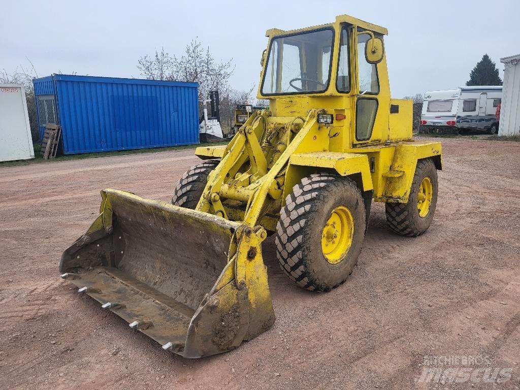 Schaeff SKL 700 Фронтальные погрузчики