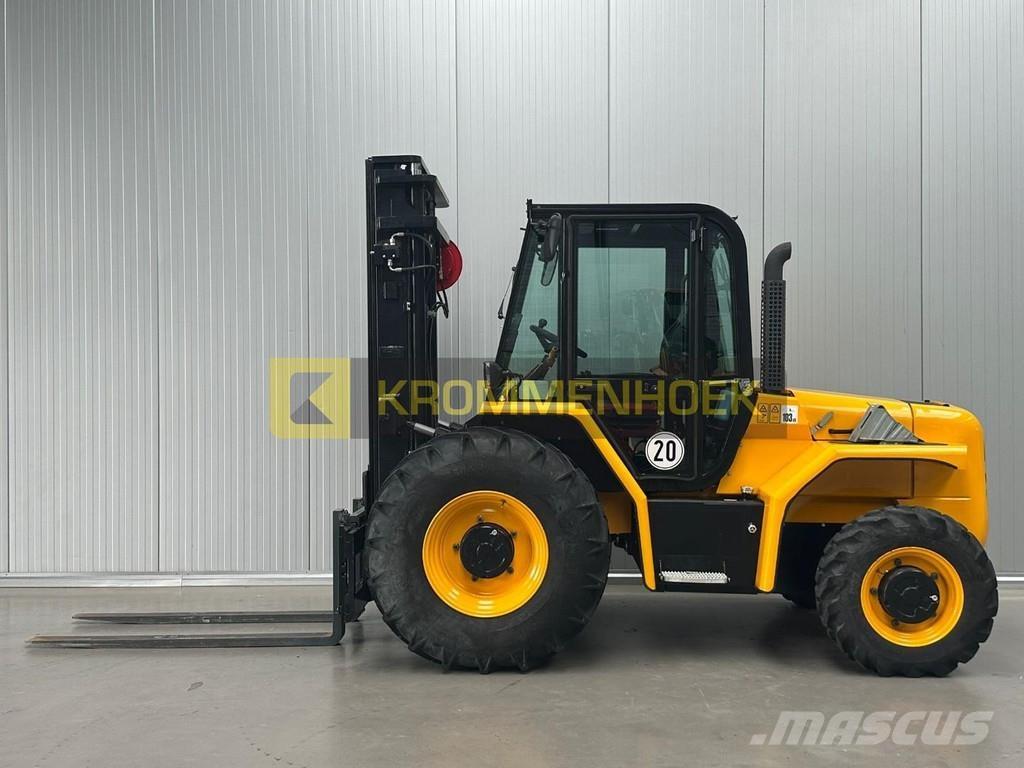 JCB 940 Внедорожные погрузчики