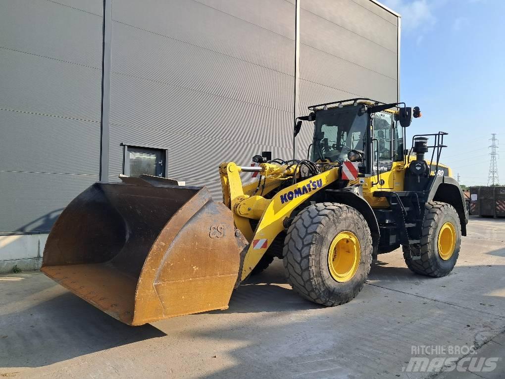 Komatsu WA380-8E0 Фронтальные погрузчики
