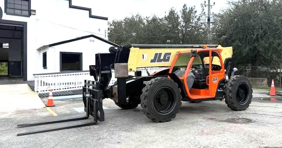 JLG 1255 Телескопические погрузчики