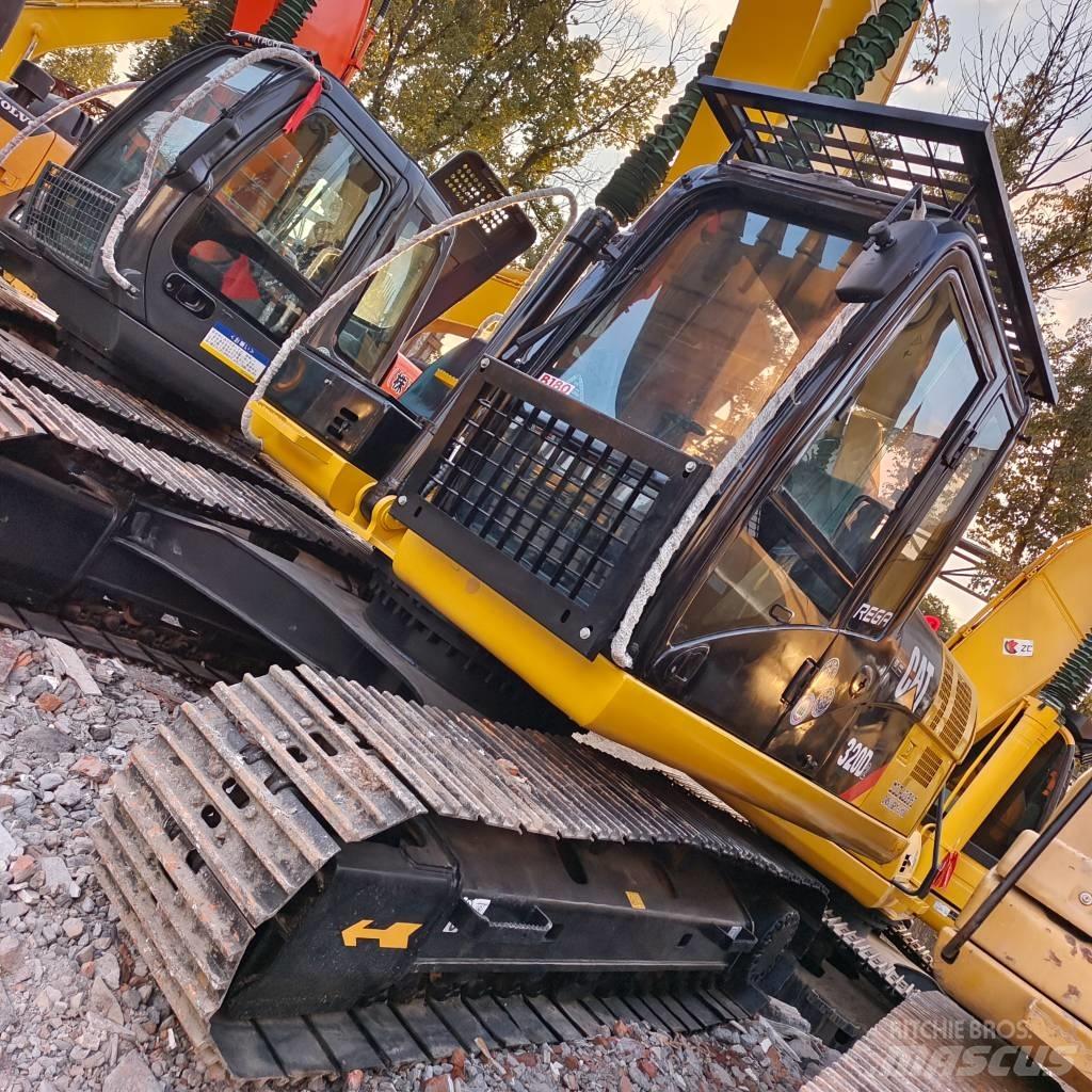 CAT 320 D Гусеничные экскаваторы