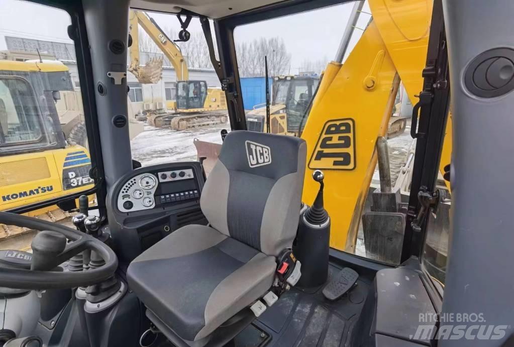 JCB 3CX Экскаваторы-погрузчики
