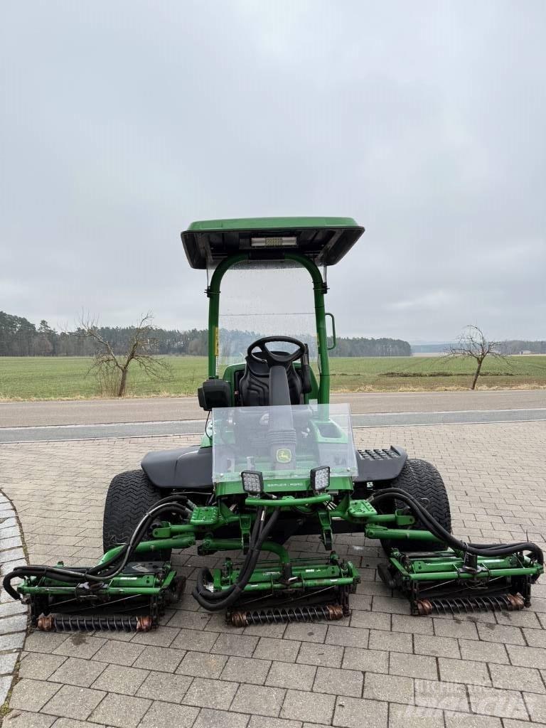 John Deere 8700 A Косилки фарватера