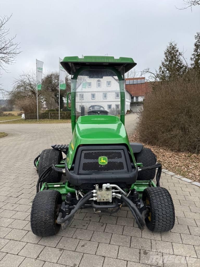 John Deere 8700 A Косилки фарватера