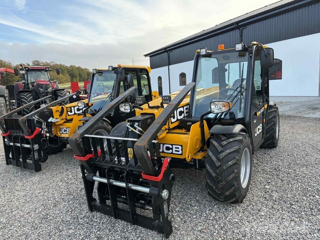 JCB 525-60 Hi-Viz Телескопические погрузчики