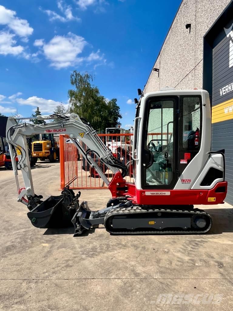 Takeuchi TB 225 Мини-экскаваторы