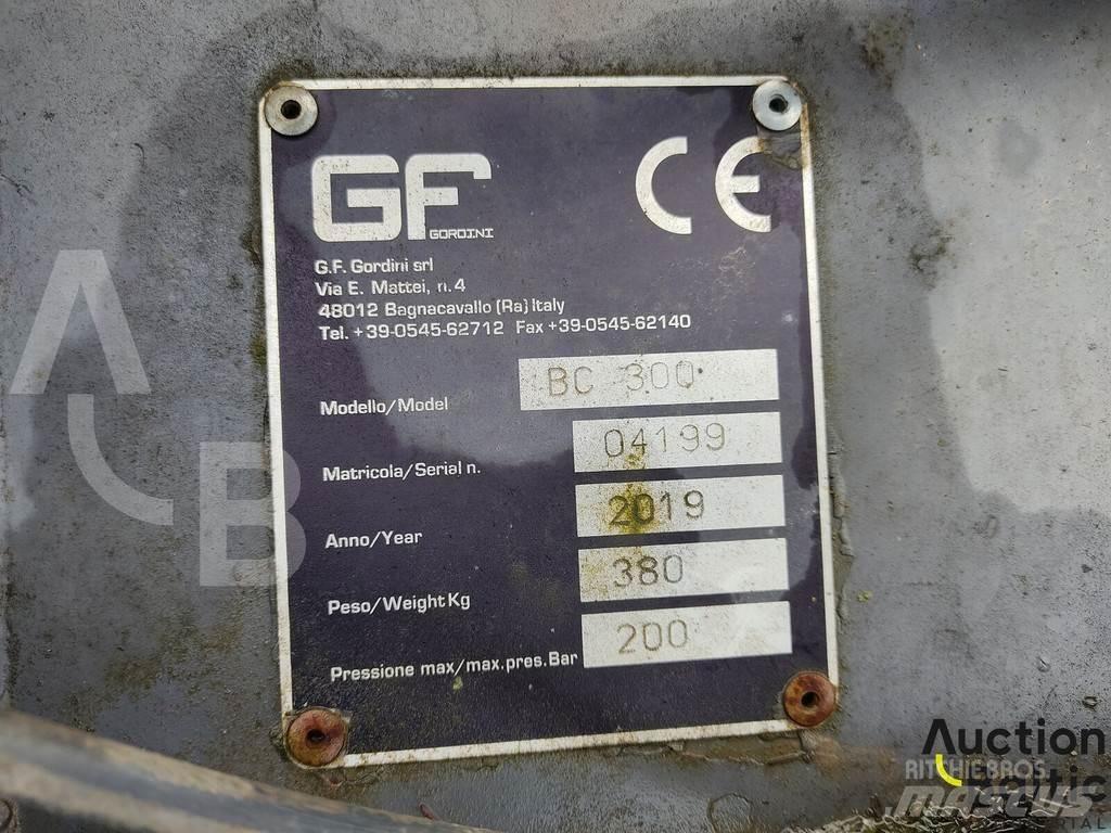 GF Gordini BC 300 Ковши