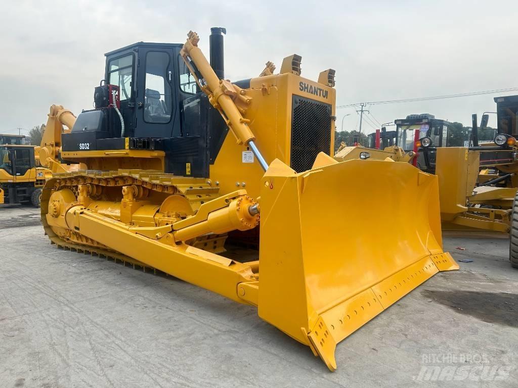 Shantui SD 32 Гусеничные бульдозеры