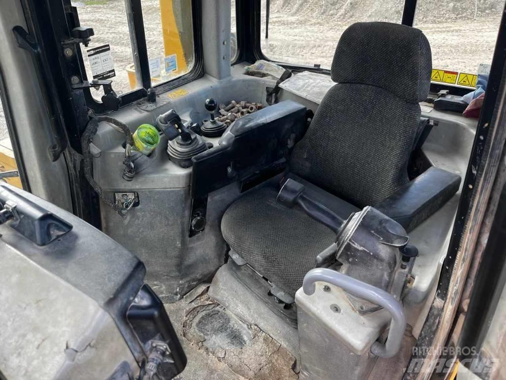 CAT D 6 T LGP Гусеничные бульдозеры