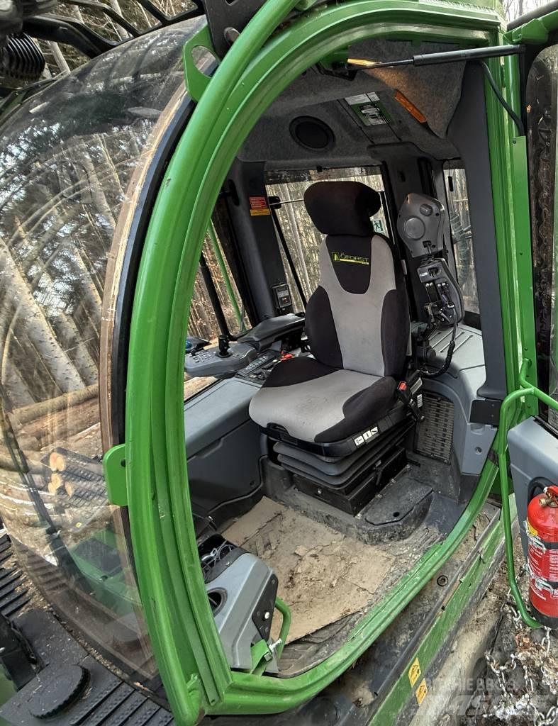 John Deere 1010G Форвардеры