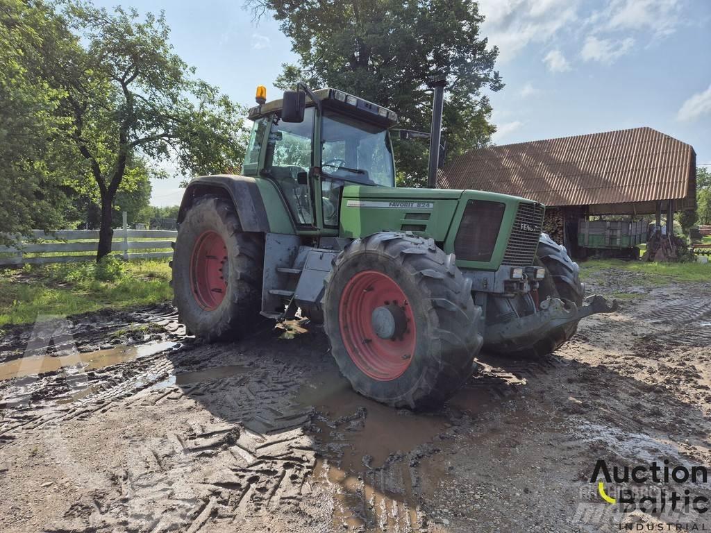 Fendt Favorit 824 Трактора