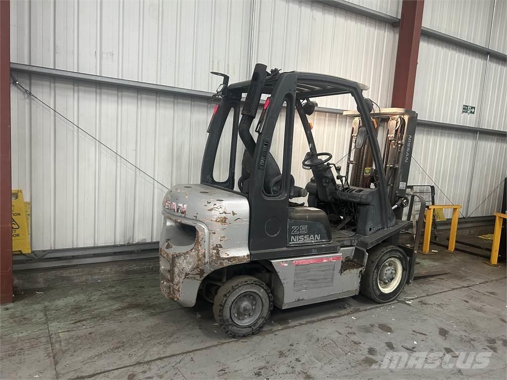 Nissan Y1D2A25Q Дизельные погрузчики