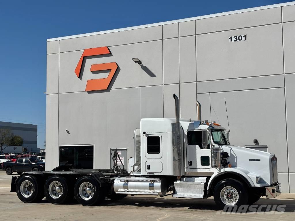 Kenworth T800 Седельные тягачи