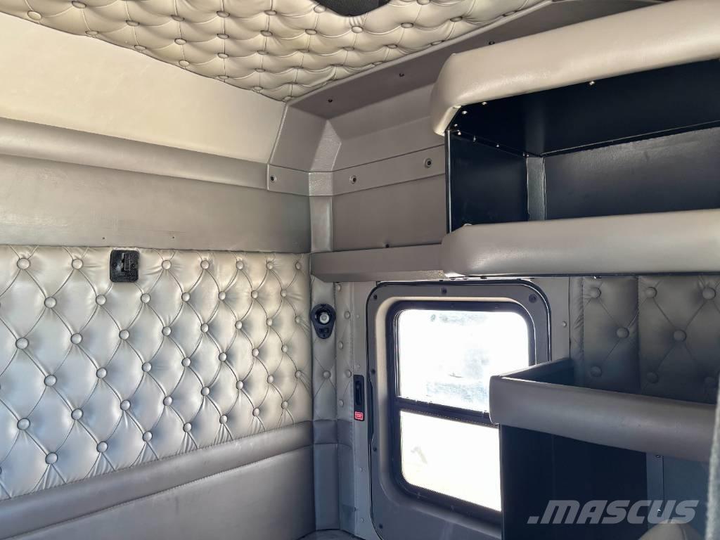 Kenworth T800 Седельные тягачи