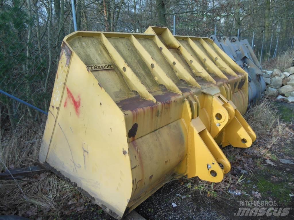 Volvo L 120 Фронтальные погрузчики