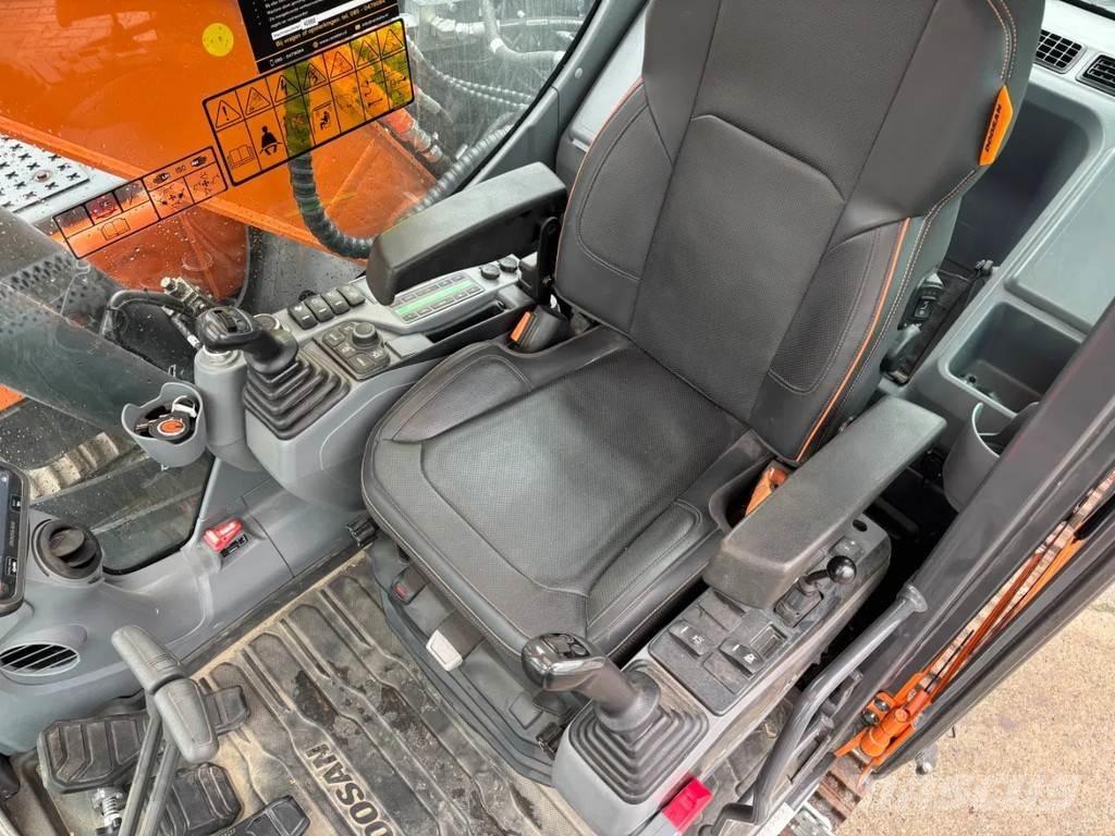 Doosan DX140LC-7 Гусеничные экскаваторы