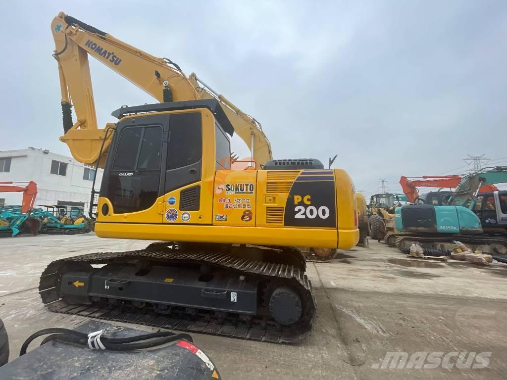 Komatsu PC 200-8 Гусеничные экскаваторы