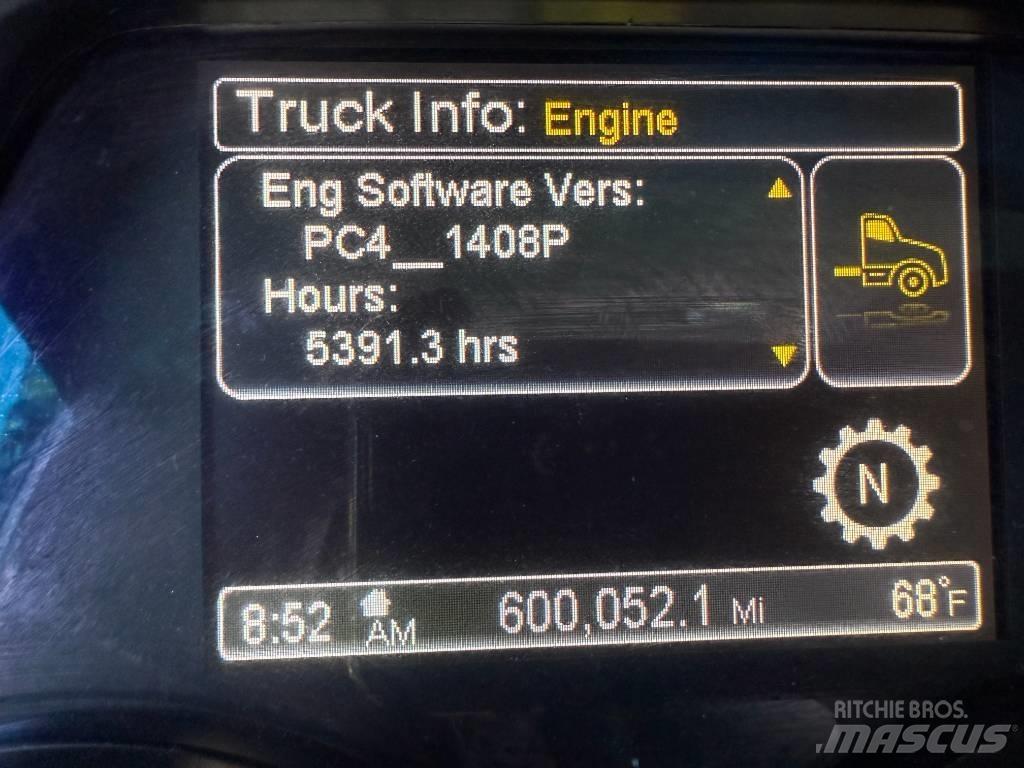 Peterbilt 567 Седельные тягачи