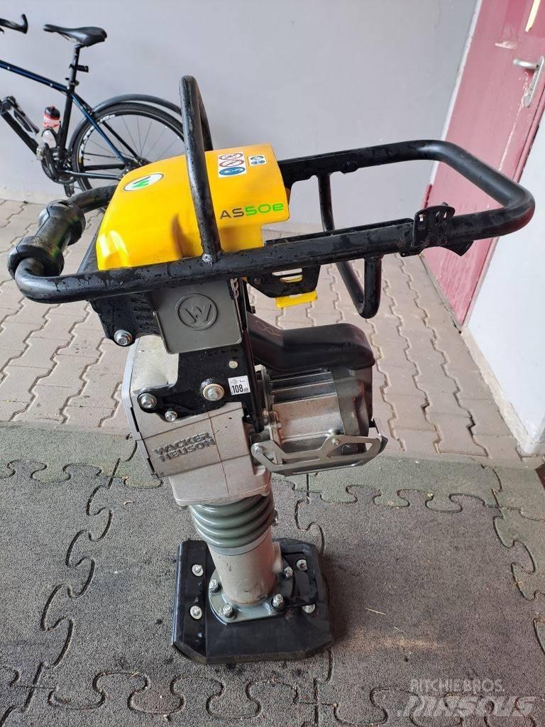 Wacker Neuson AS50e Трамбовщики