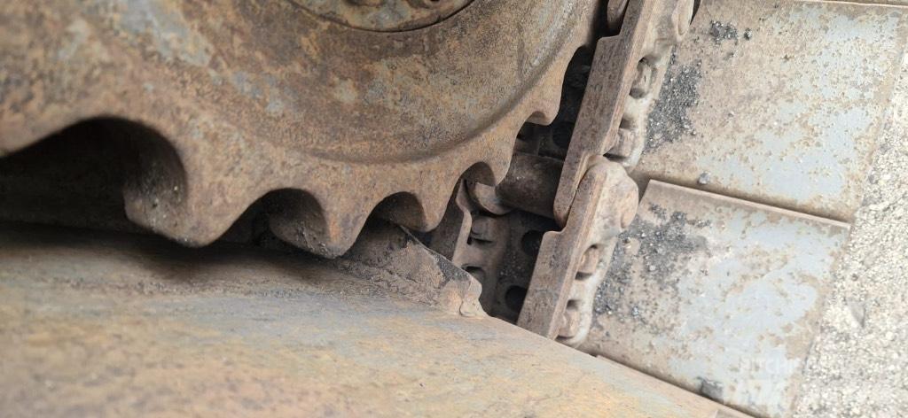 Sandvik QA 450 Мобильные грохоты
