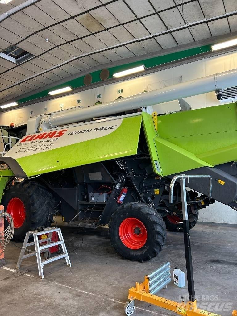 CLAAS Lexion 540 C Зерноуборочные комбайны