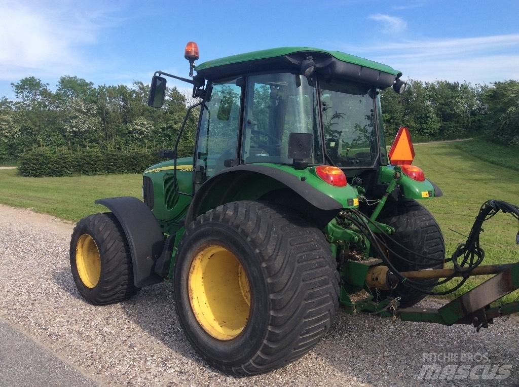 John Deere 5720 Трактора