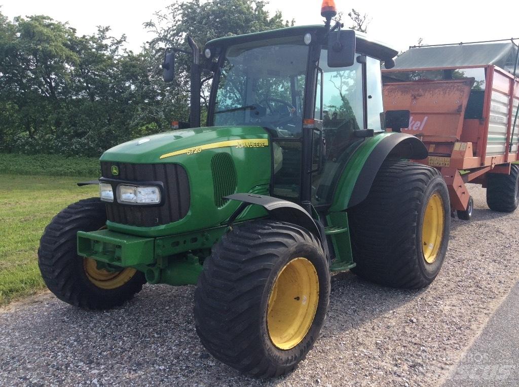 John Deere 5720 Трактора